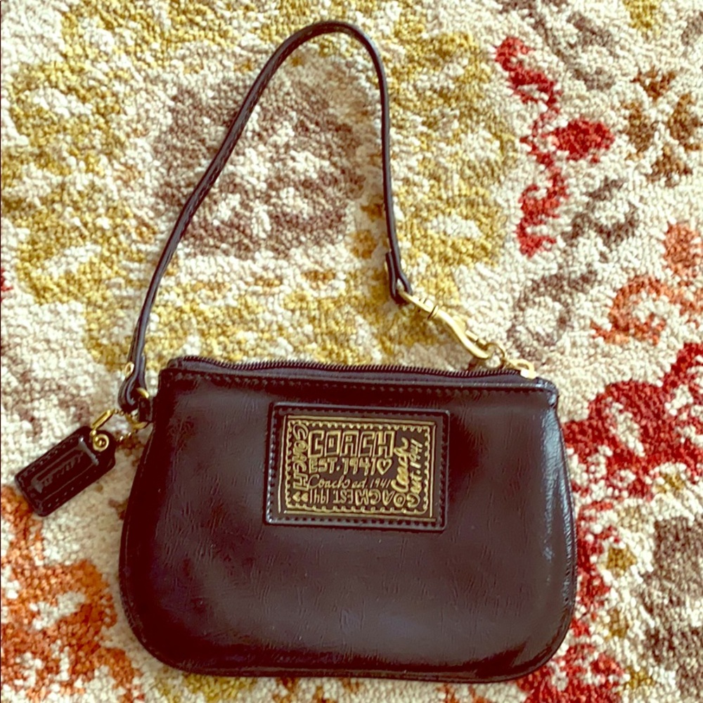 100% authentic coach Wristlet